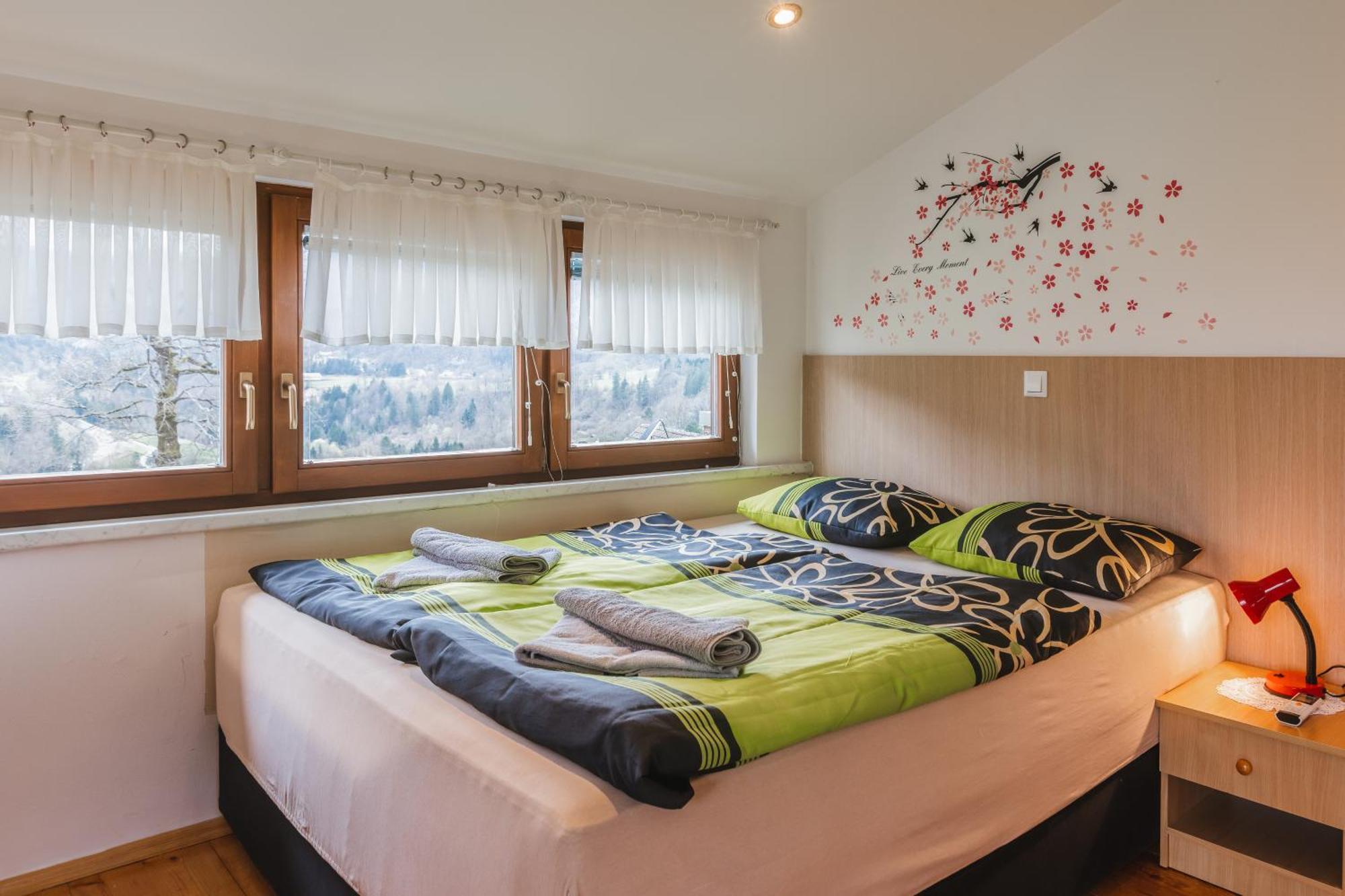 Rooms Zupancic โบฮินิสกา เบลา ภายนอก รูปภาพ